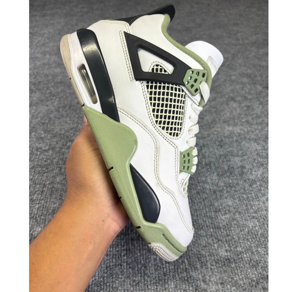 Nike Air Jordan 4 Retro Seafoam AQ9129-103 Women’s Size 8.5 No Box